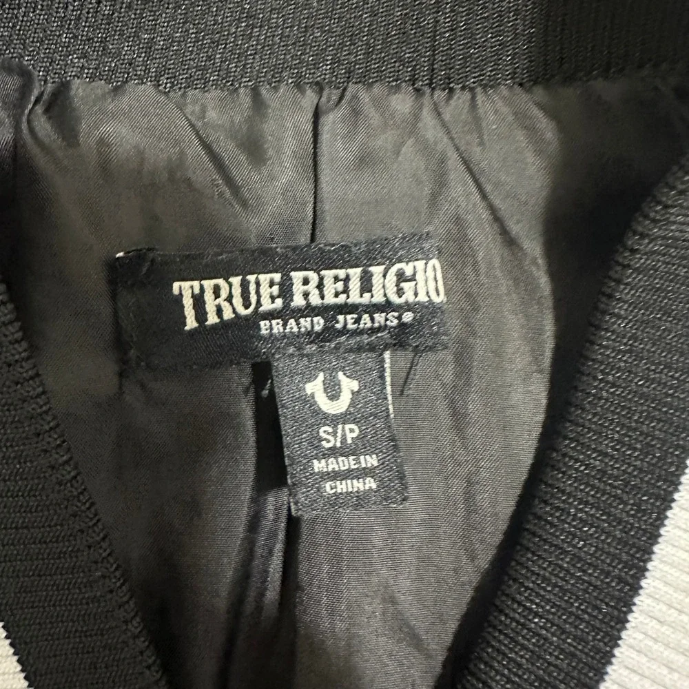 True Religion Black Vertical Quilted Varsity Bomber‎ Jacket 54308-00 Mens Size S